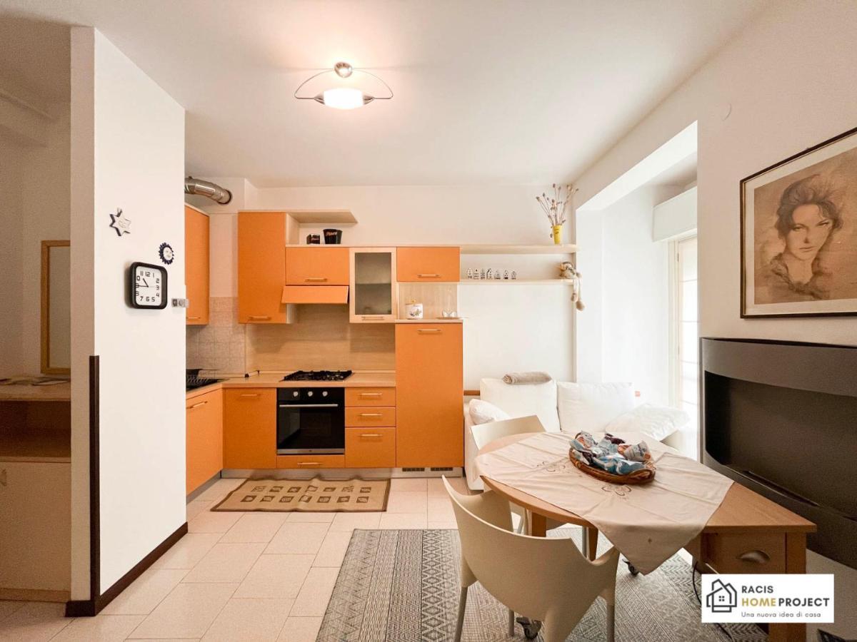 Casa Liviya - Appartamento Con Vista Lago Madonna Del Sasso المظهر الخارجي الصورة